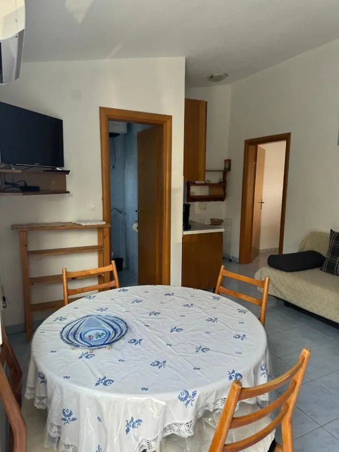 Apartments Ruzica Near The Beach, Sabunike Privlaka  Croatia